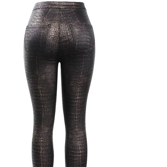 Faux croc skin leather leggings - Picture 3 of 6